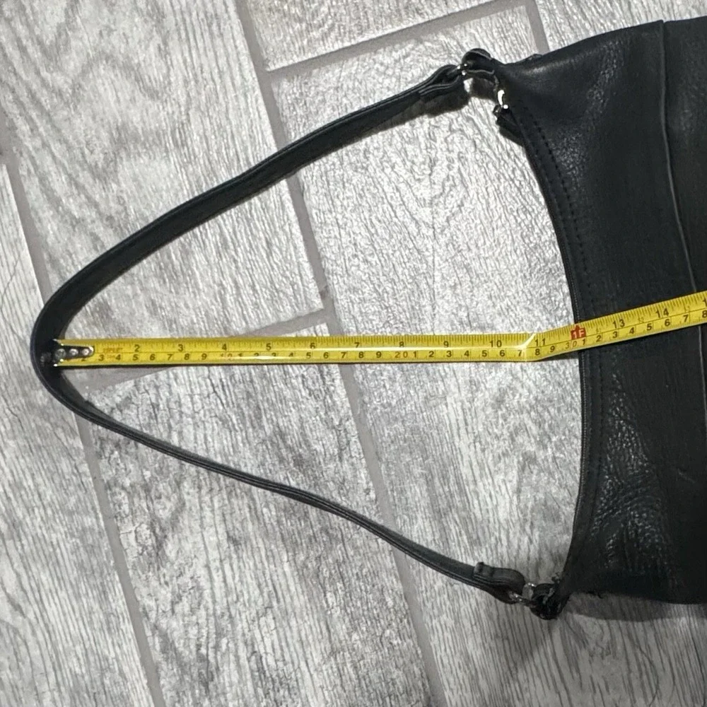 Vintage Fossil 1954 Black Supple Pebbled Leather Shoulder Bag 75082‎